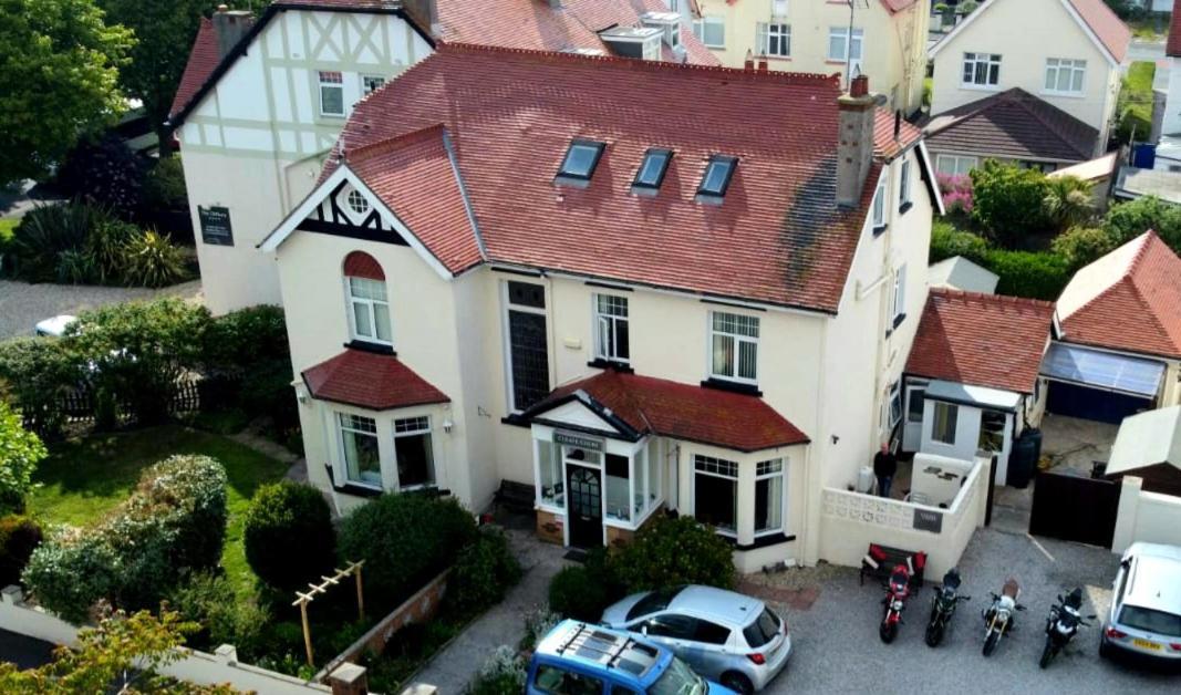 Cleave Court Guest House 兰迪德诺 外观 照片