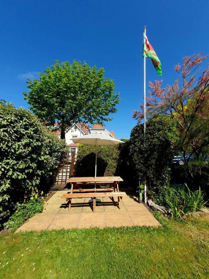 Cleave Court Guest House 兰迪德诺 外观 照片