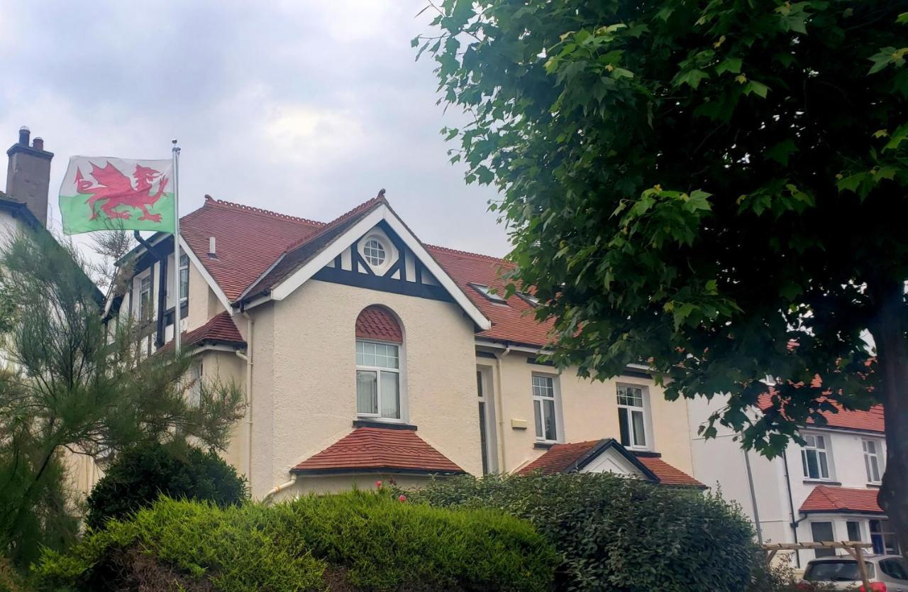 Cleave Court Guest House 兰迪德诺 外观 照片